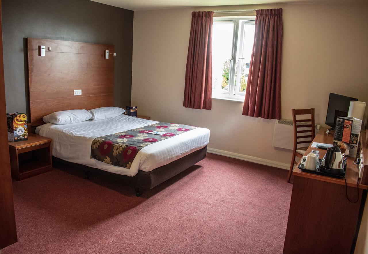 The Wishing Well Hotel Selby Bagian luar foto