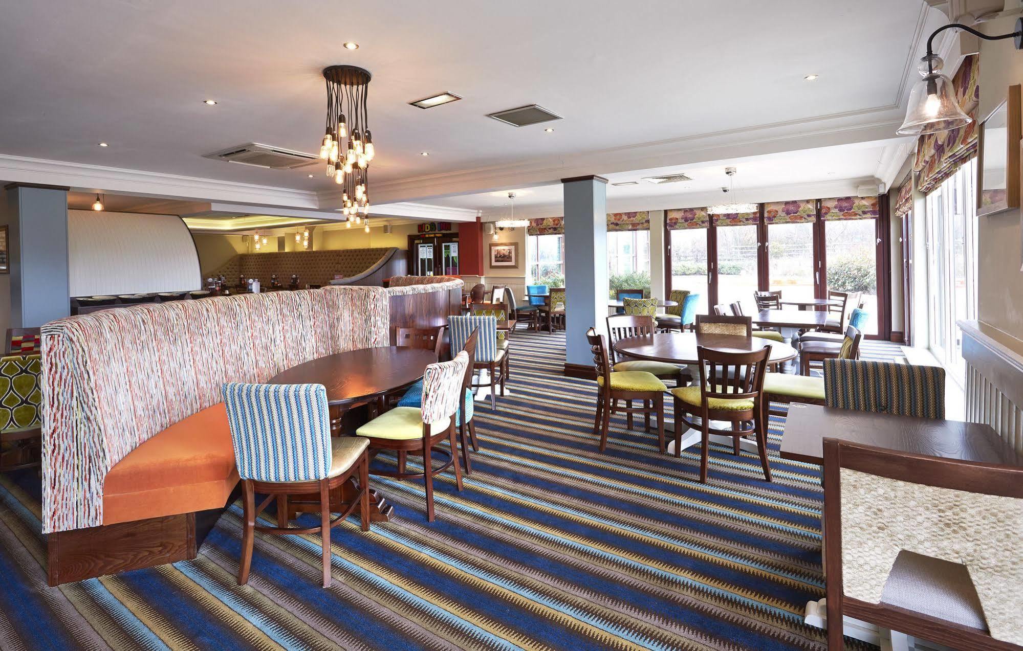 The Wishing Well Hotel Selby Bagian luar foto